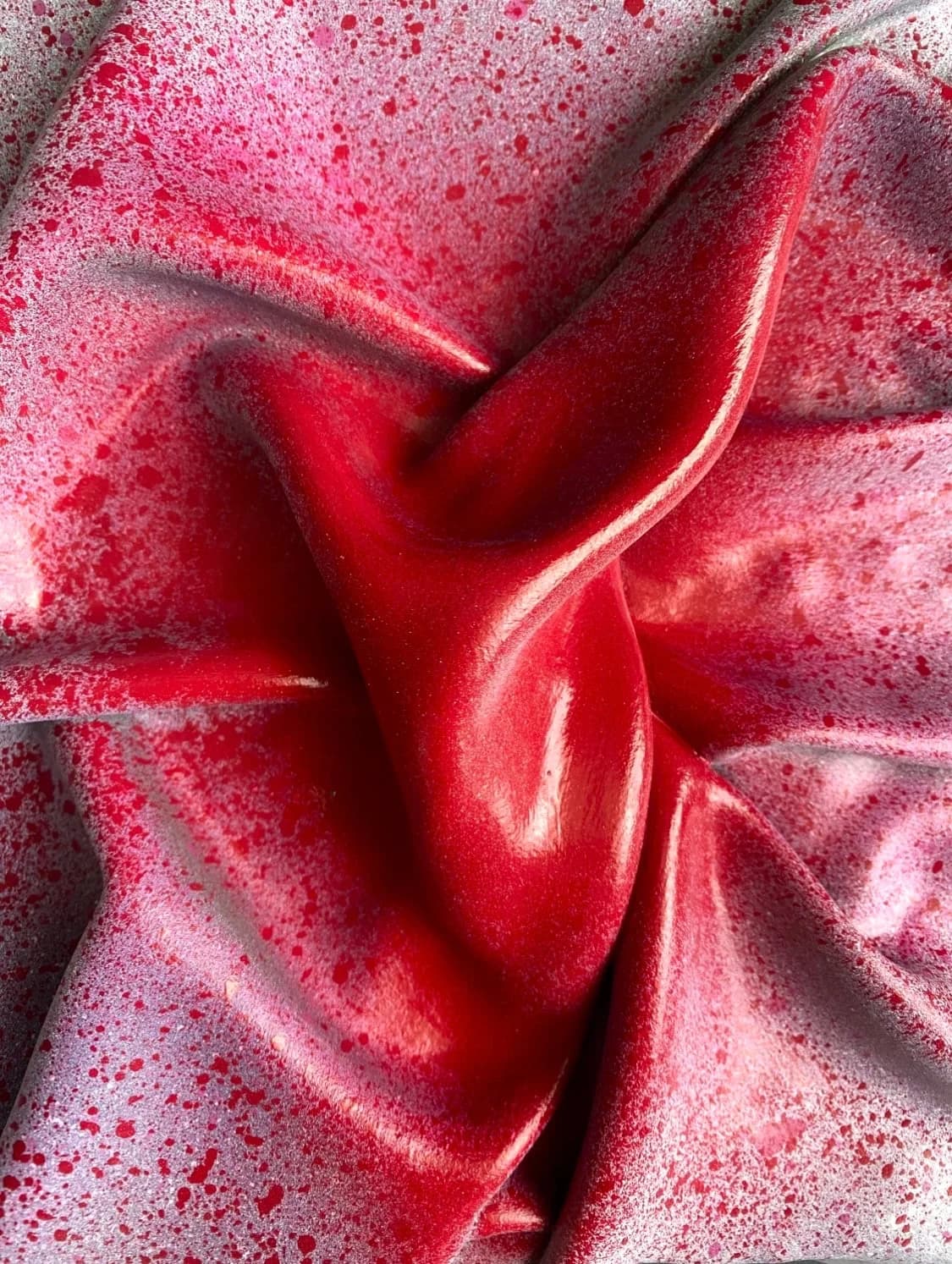 Soft Passion — acrylic on canvas — 22 × 22 cm, view 3